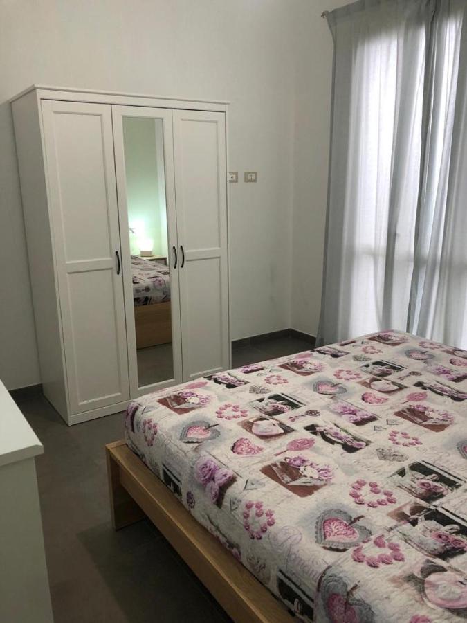 La Dama Di Avola Villa Luaran gambar